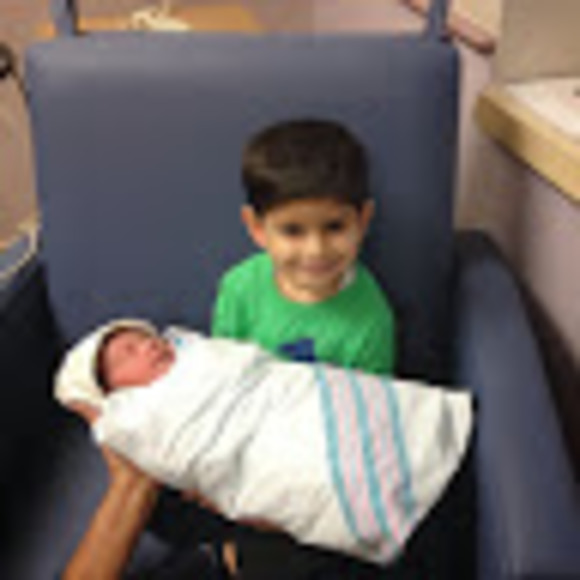 Meet your Posher, Ali - Picture 1 of 1